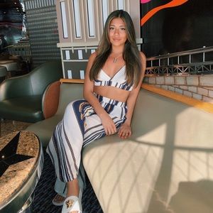 Meet your Posher, Isabella